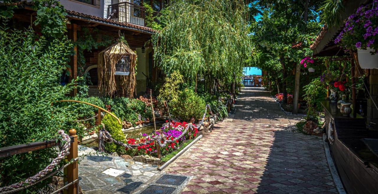 Hotel Insula Neptun Exterior foto